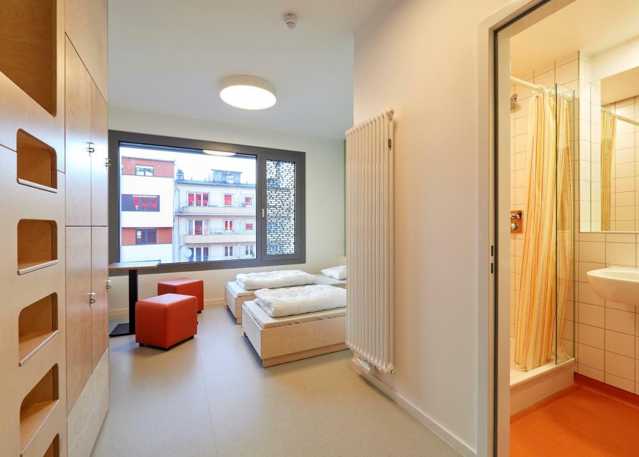 Youth Hostel Esch/Alzette ภายนอก รูปภาพ