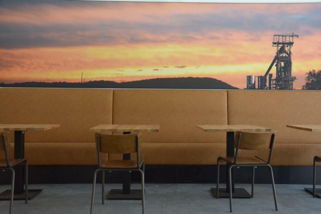 Youth Hostel Esch/Alzette ภายนอก รูปภาพ
